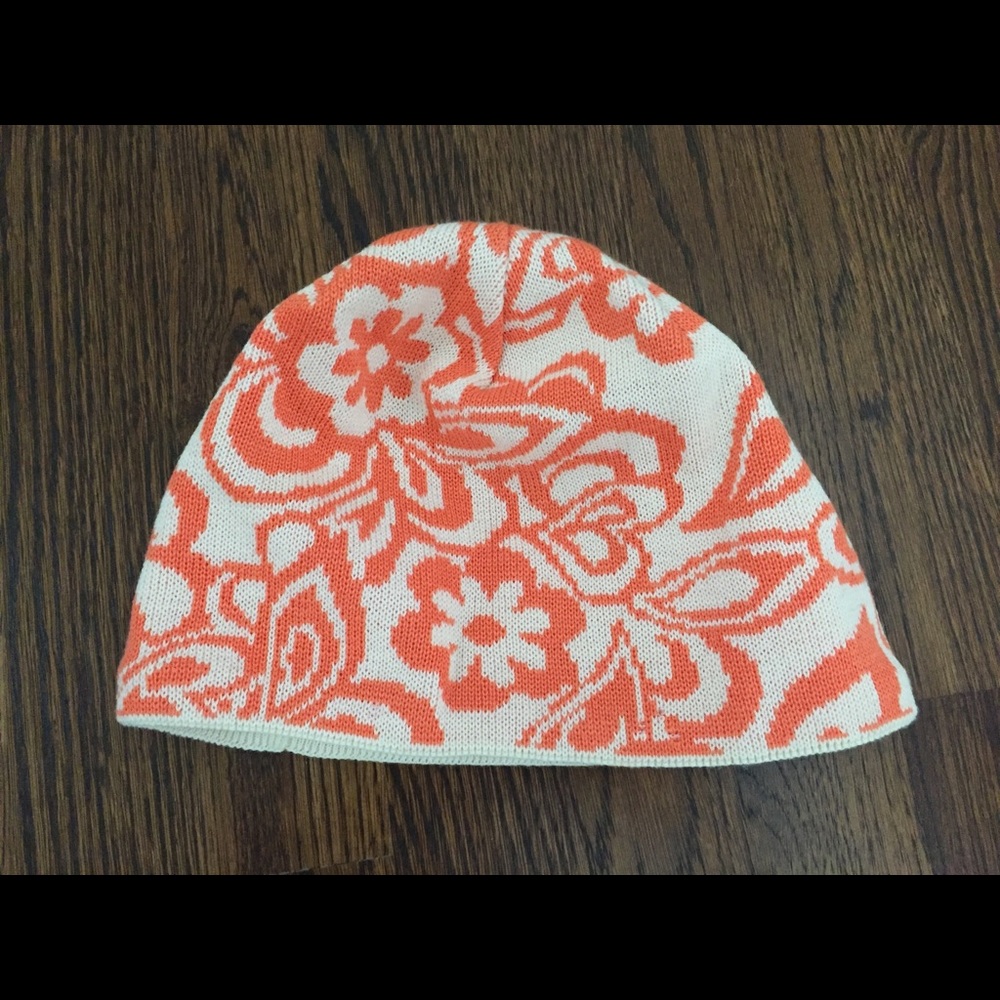 Bula Floral print beenie winter hat NWOT!